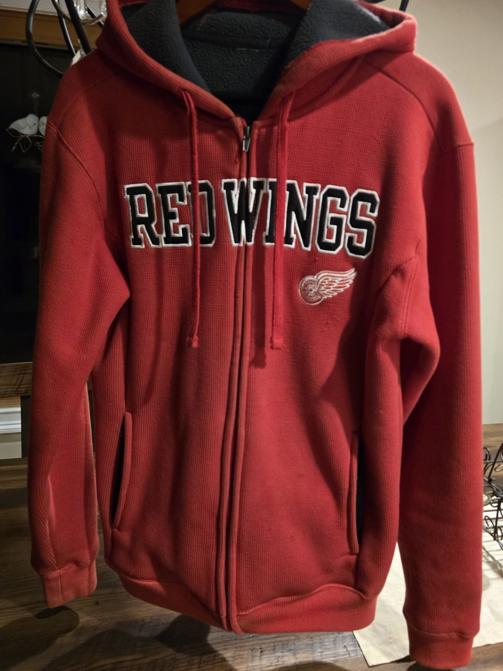 NHL Shop Men's Medium Detroit Red Wings Red Thermal Fleece Lined Full-Zip Hoodie